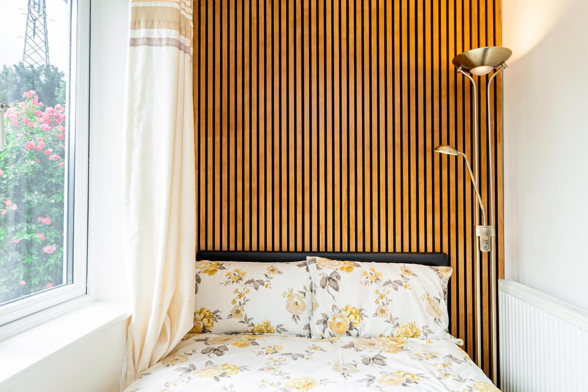 Earley Luxury Ensuite Room With Private Entrance Reading Exterior photo